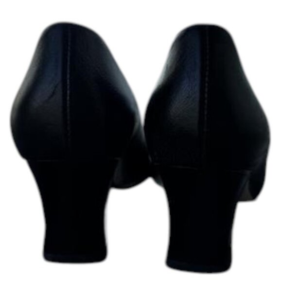 Equity black leather slip-on pumps shoes size 6.5 - Picture 3 of 5